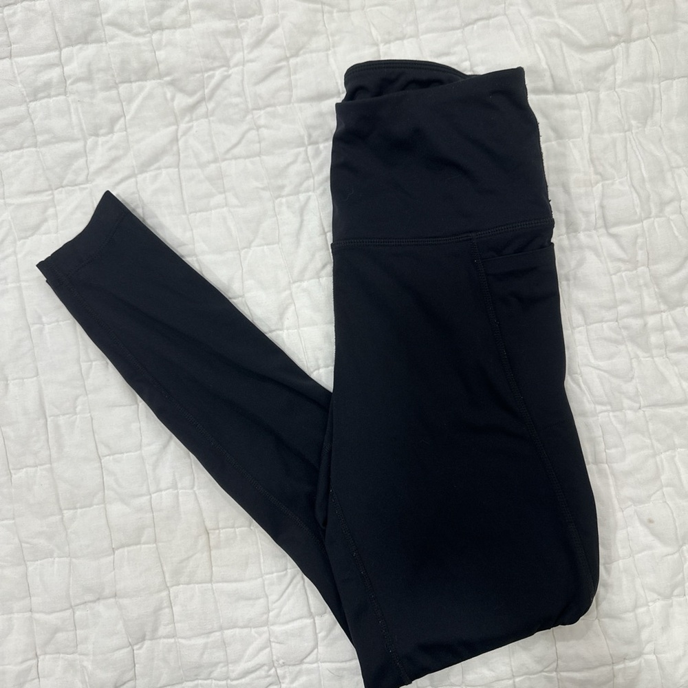 MPG Black Leggings Sleek Form-Fitting Design